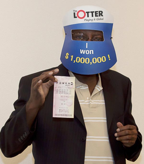 British lottery players win Miljoona dollaria Powerball prize